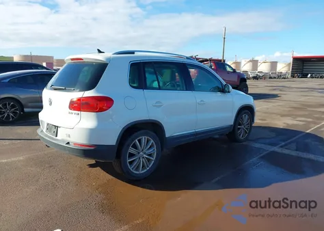 2015 Volkswagen Tiguan Se z USA, uszkodzony, nr VIN WVGAV7AX3FW605755